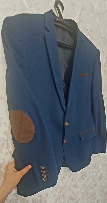 Класический мужской пиджак