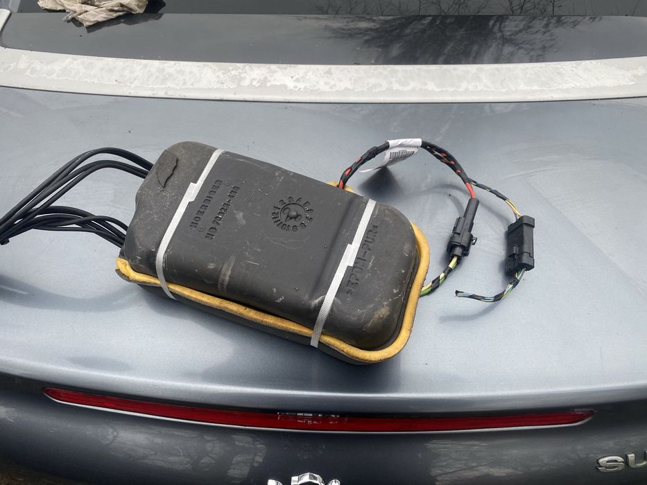 Помпа за покрив Peugeot 207cc