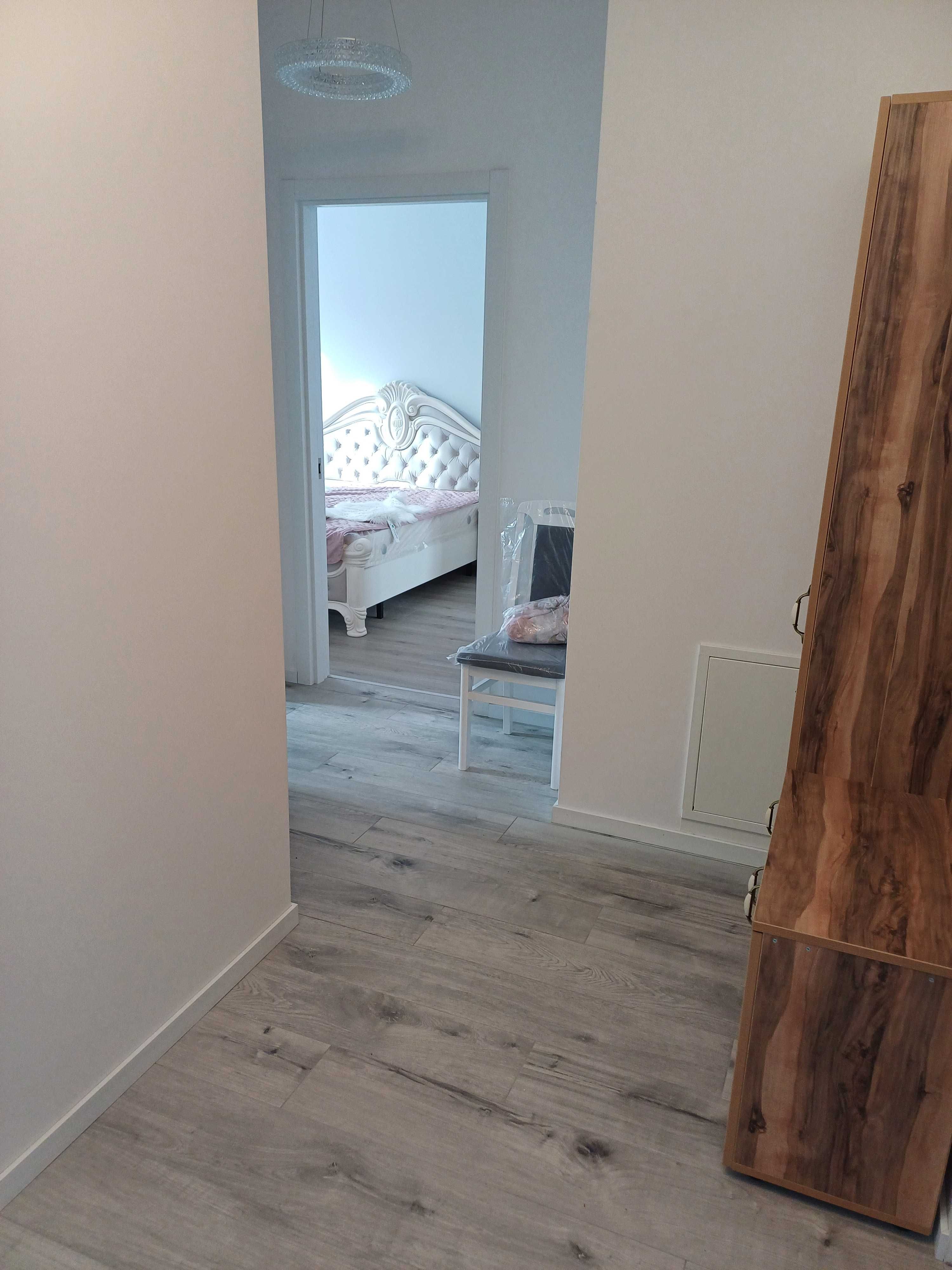 Proprietar inchiriez apartament 2 camere str. Neptun, Giroc