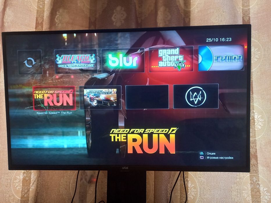 PS3 slim ideal tiniq 2 djoystik bor o'yinlar yozilgan uyda ishlatilgan