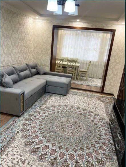 Новомосковская центр города срочно сдам 3 комнатную евроквартиру