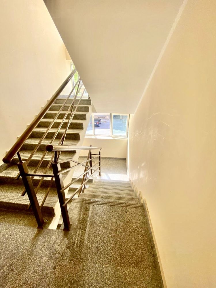 Kamolon Doʻm Sotiladi 54 KV