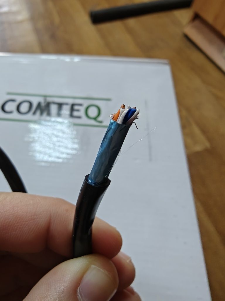 Продам сетевой кабель COMTEQ-FTP-Cat.5e-4x2x0.51