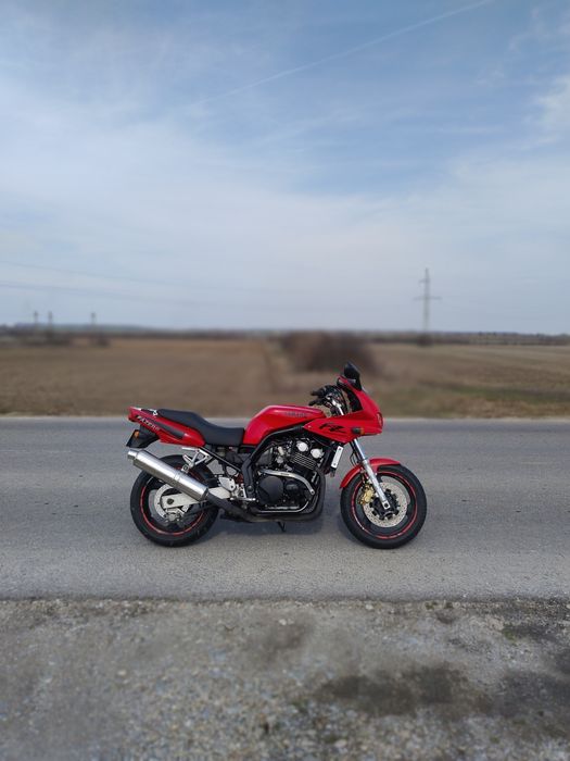 Yamaha fazer fz4 nu confundați cu fz6