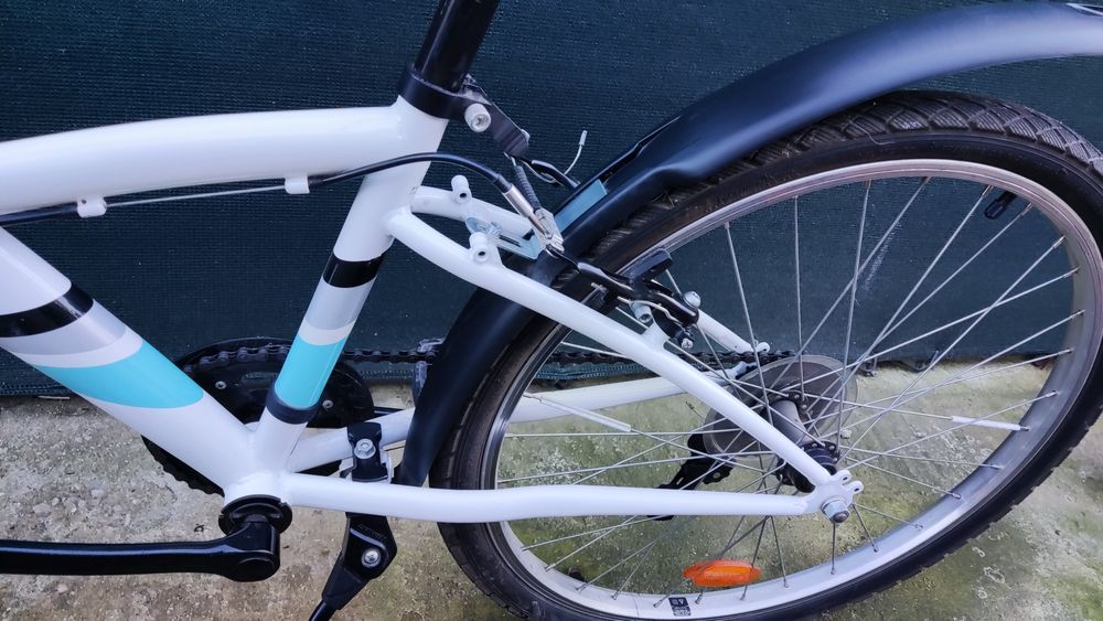 Bicicleta copii Btwin roti 24 inch ca NOUA cadou casca, longboard etc