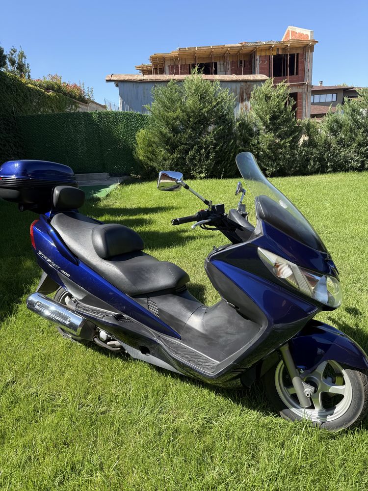 Suzuki burgman 400
