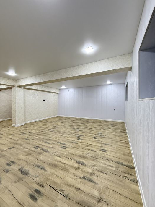 3 соток 8 хона ЕВРО ХОВЛИ сотилади!