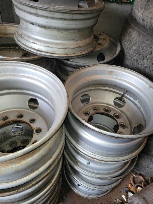 Anvelope si jante cu 10 gauri pentru trailer 235 si 245R17.5 si R19.5