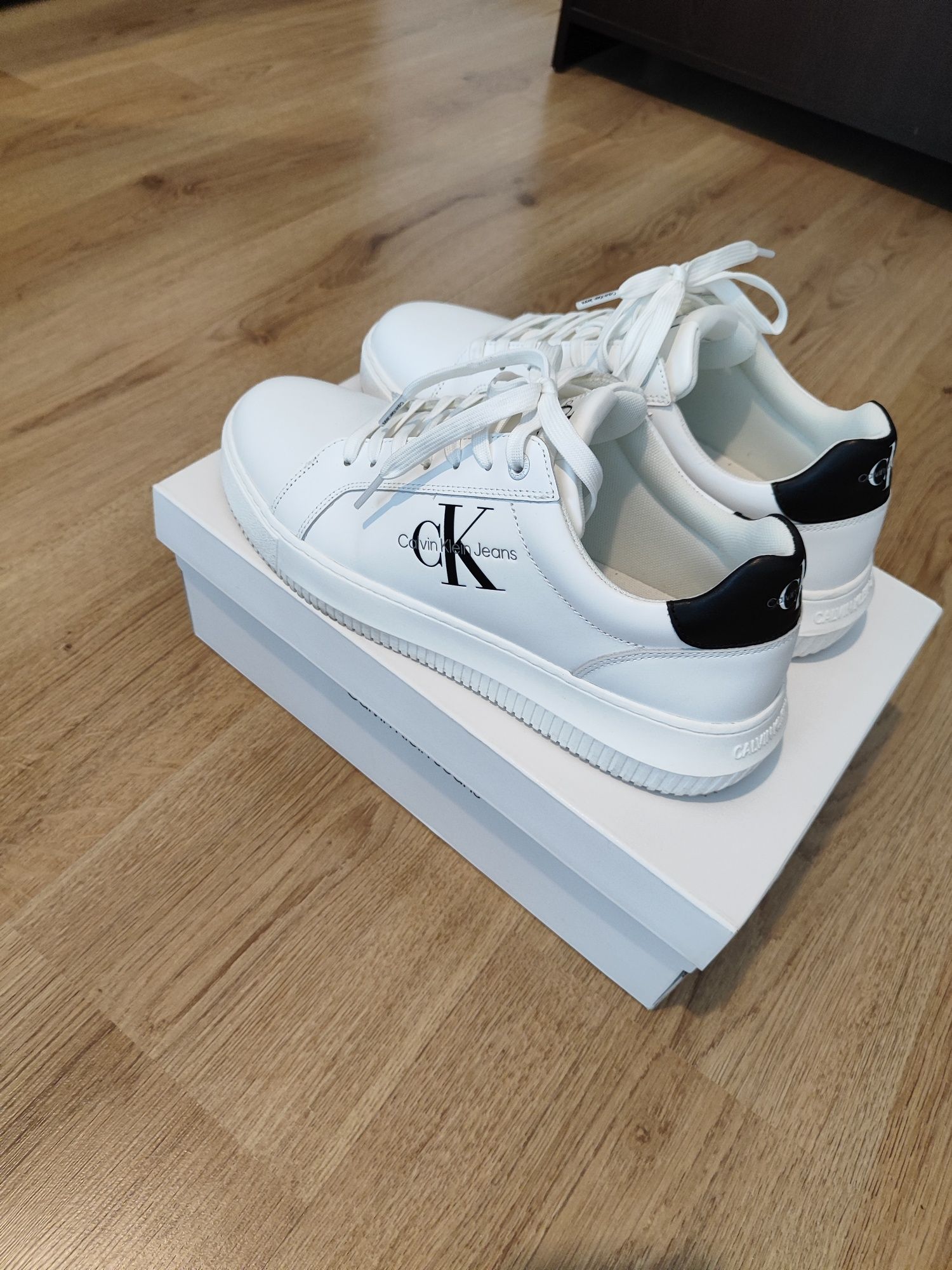 Кецове Calvin klein 43