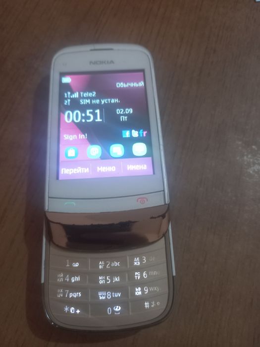Продаю телефон нокиа C 2 03 орегенал