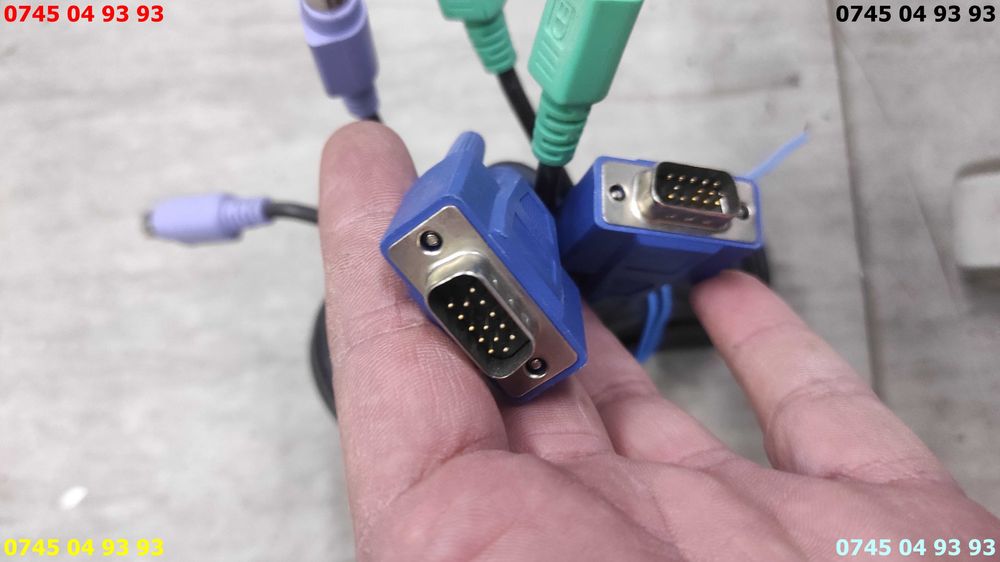 cablu vga profesional cu cabluri tastatura si mouse