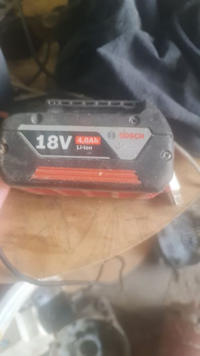 Vând acumulator b