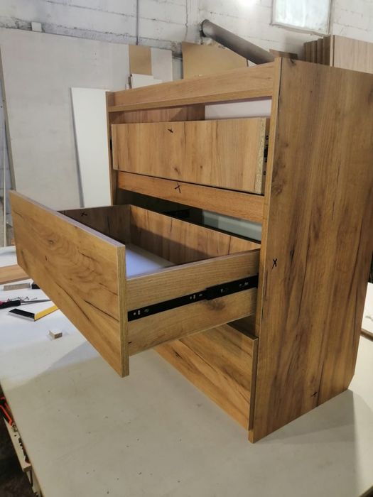 Продам комоды новые