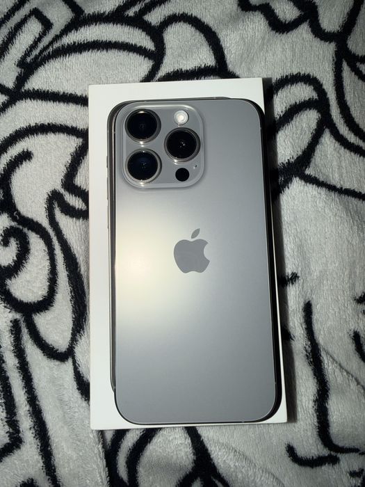 Продам iphone 15 pro