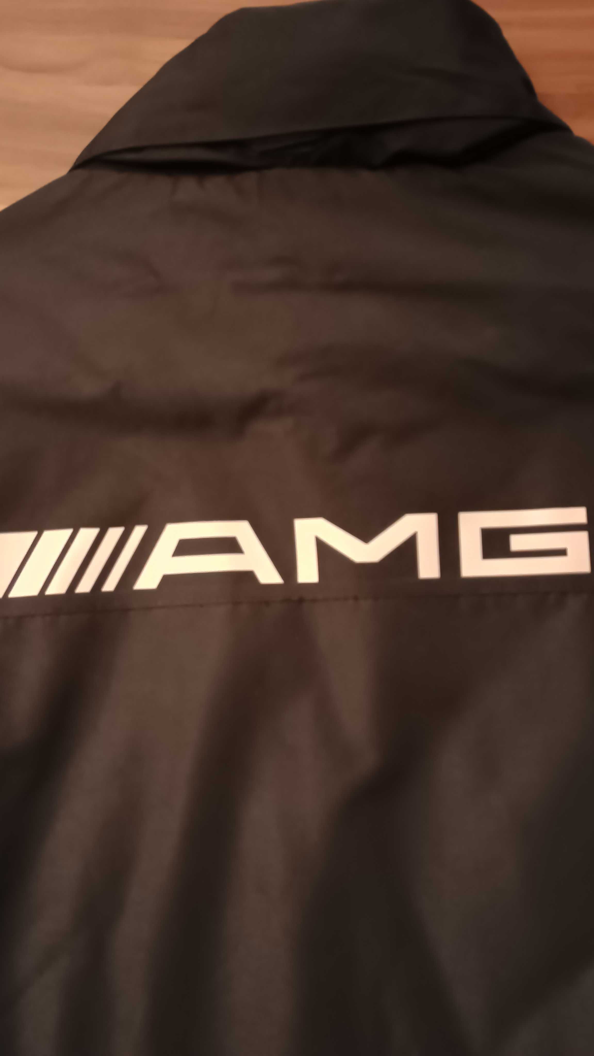 яке Mercedes BENZ -AMG