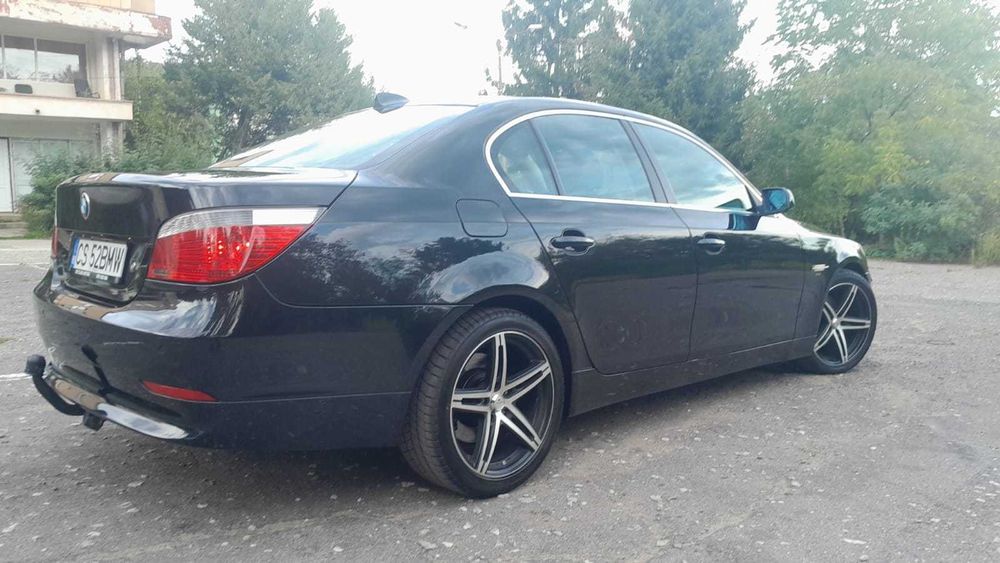 BMW E60 523i automat