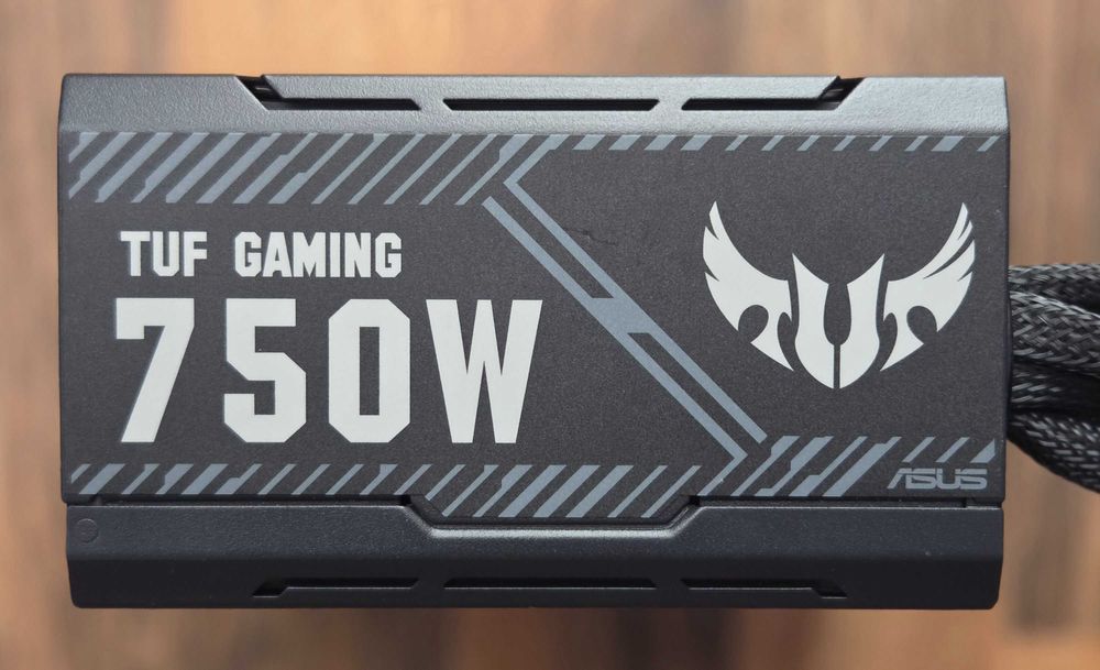 Захранване: ASUS TUF Gaming 750W - 80 Plus Bronze
