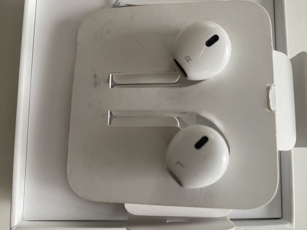 Оригинални Apple Earpods iPhone,iPad,iPod с 3,5 мм жак