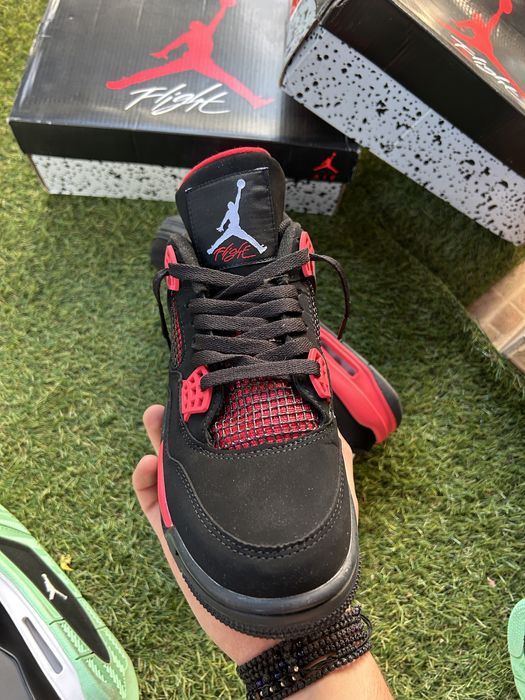 Adidasi Jordan 4 Retro  / Premium / Full Box