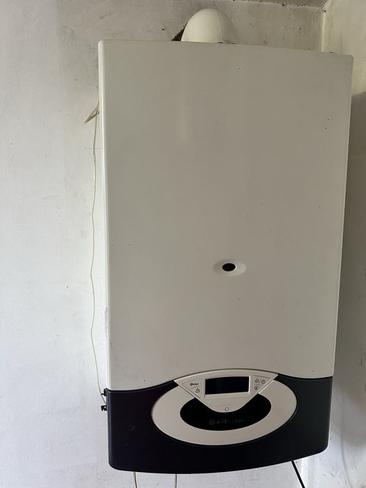 Centrala termica 35 kw Ariston revizie facuta 2025