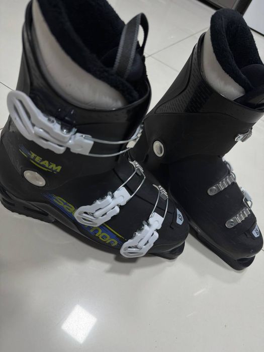 Лыжные ботинки почти как новые