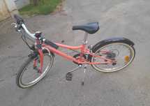 Vând Bicicletă polivalentă Riverside 500 20'' corail copii 120-135 cm