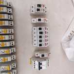 Vând 14 siguranțe automate bipolare 25A