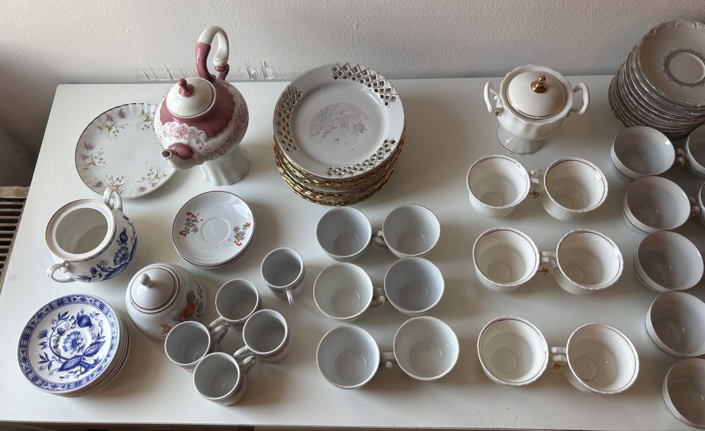 Set de masa din portelan luxos - ideal pentru ocazii speciale