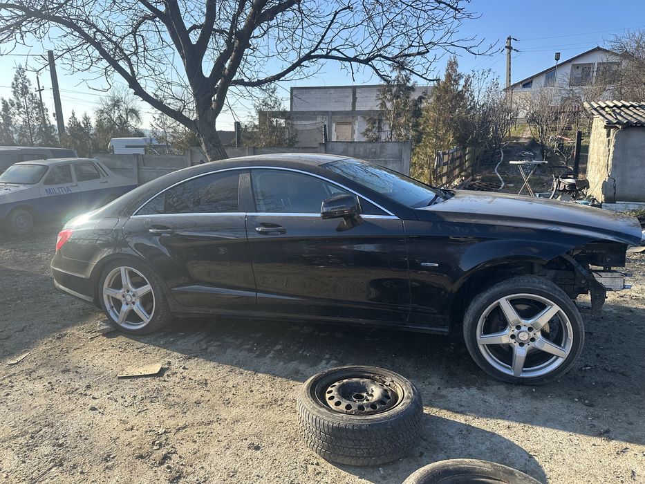 Mercedes CLS w218 2013 amg bara fata completa motor cutie usa aripa