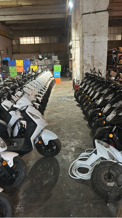 Sym xpro delivery scuter glovo tazz wolt bolt