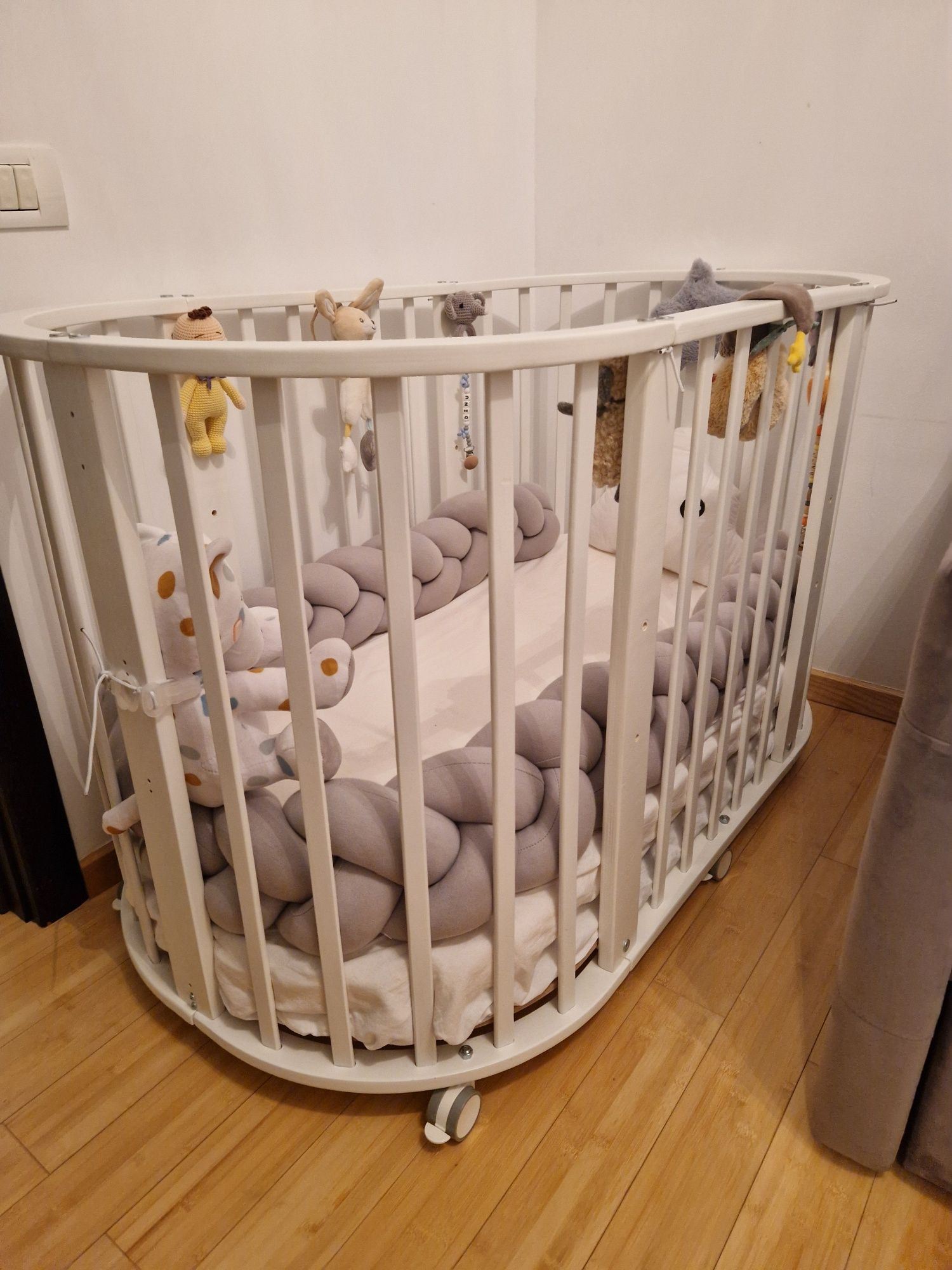 Patut bebe Mobexpert, 0-4 ani, impecabil, ca și nou