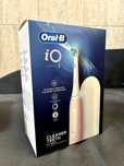 Vând periuță electrică Oral-B iO Series 3 roz - nouă - 280 lei