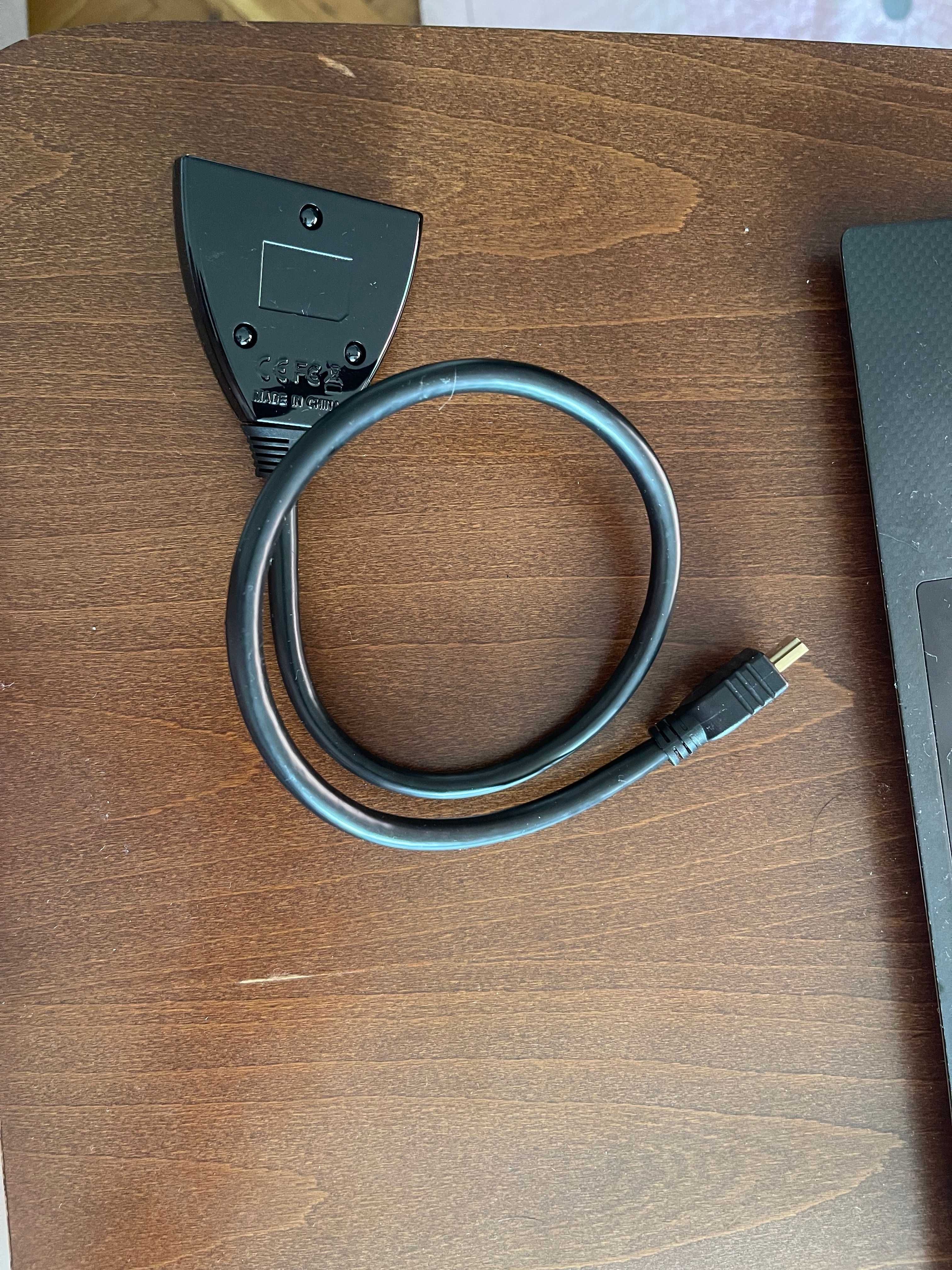 Сплитер Manhattan, от HDMI(м) към 2x HDMI(ж), 0.5m, черен