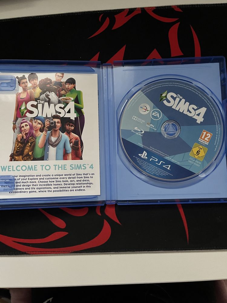 Игра The Sims 4 за PS4