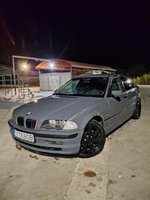 vand sau dezmembrez bmw e46