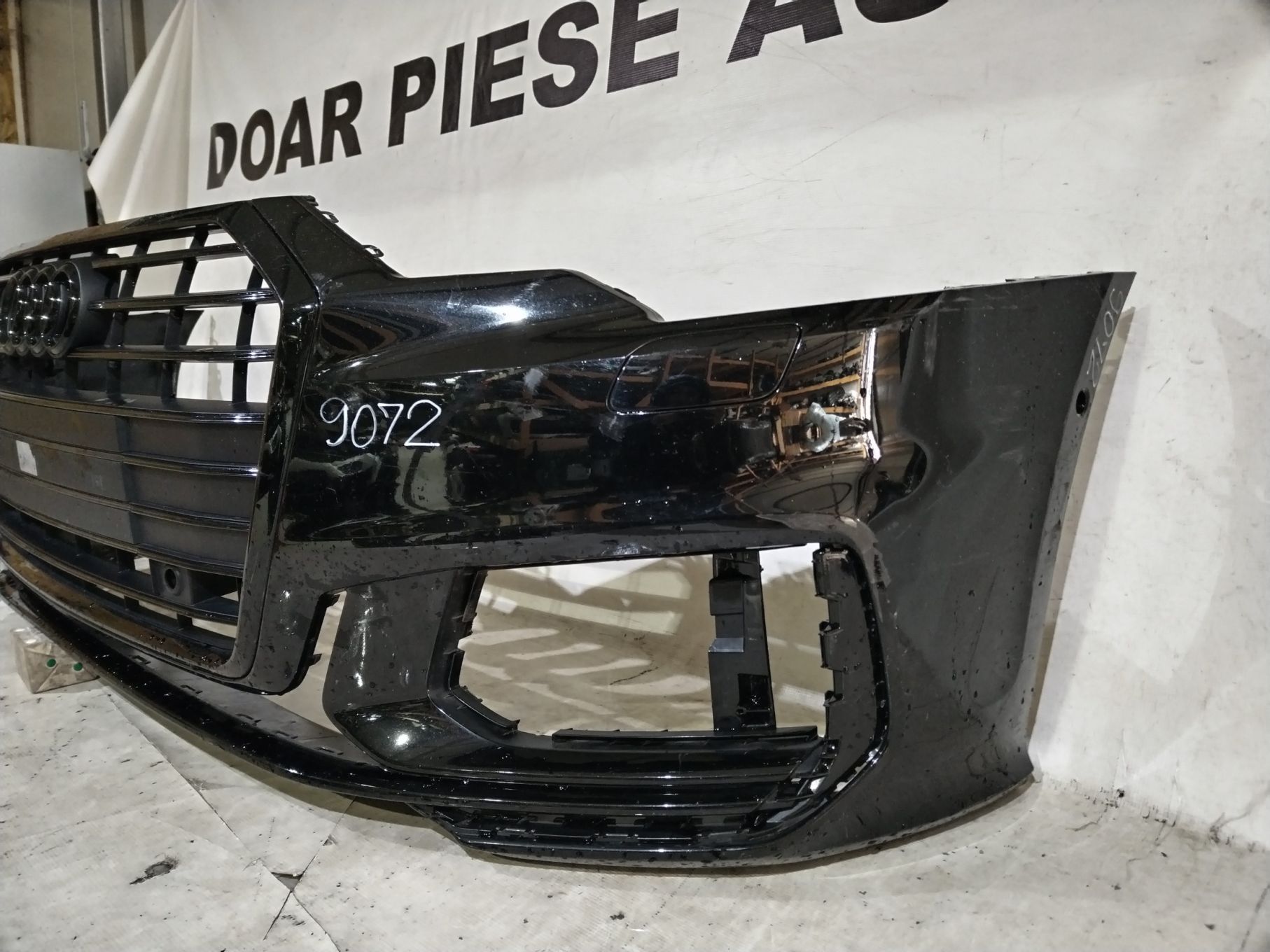 Bara fata Audi A6 C8, S-Line, 2018, 2019, 2020, 2021, 2022, 2023, 2024, cod origine OE 4K0807437C.