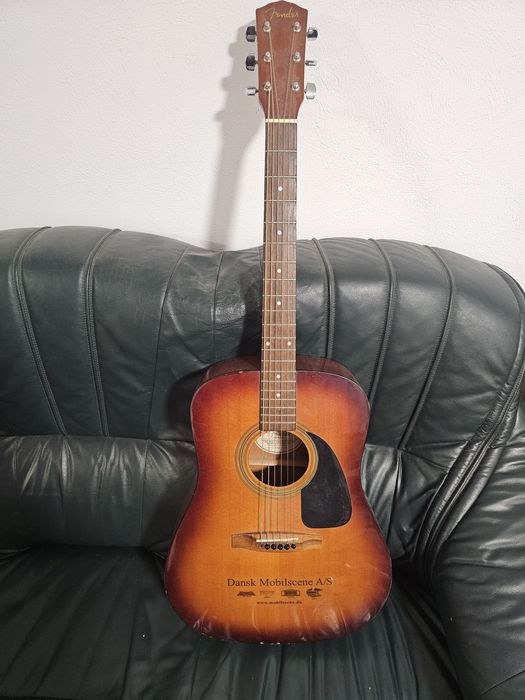 Chitara Fender DG-4/TS