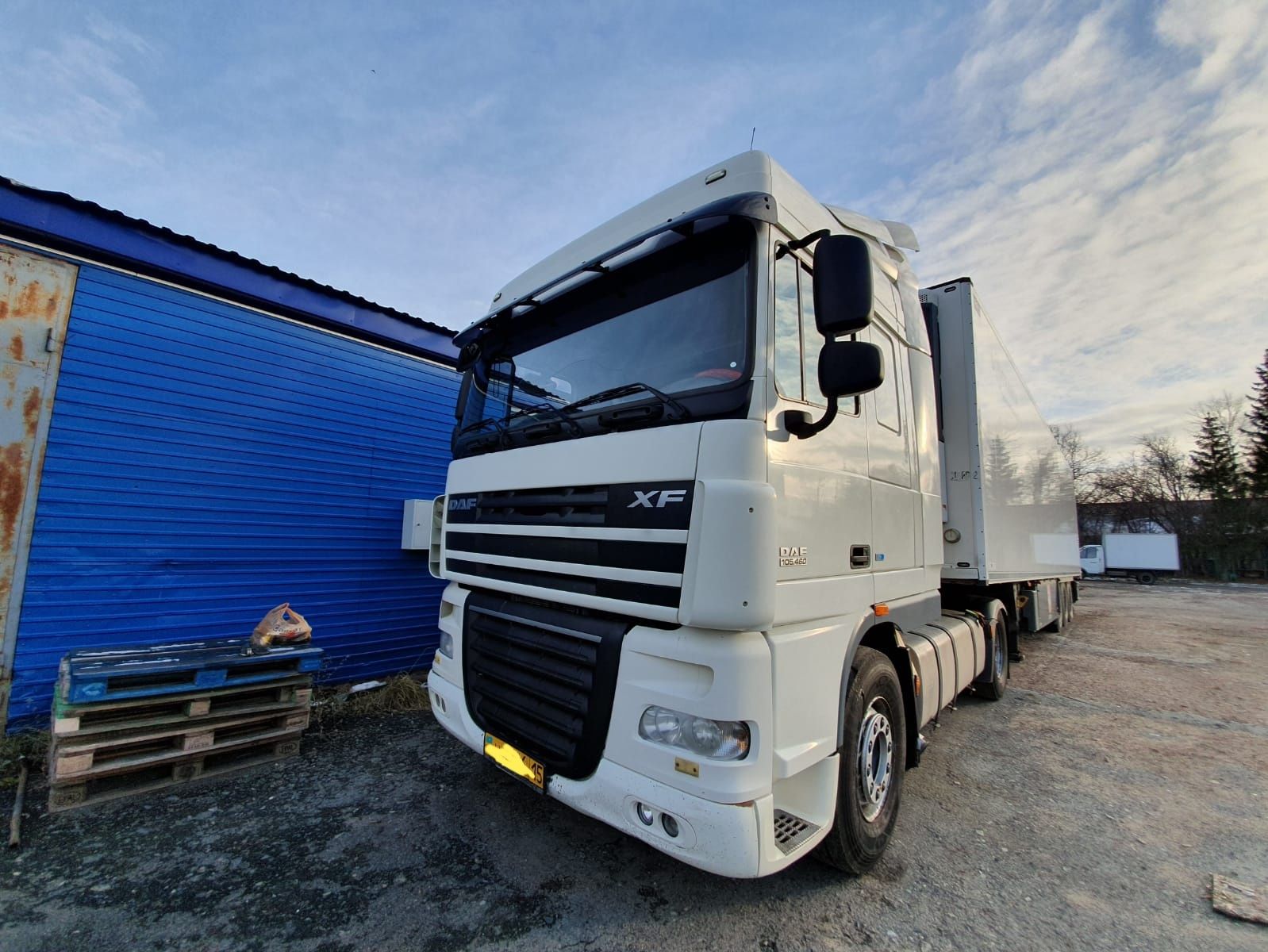 DAF XF 105.460 седельный тягач