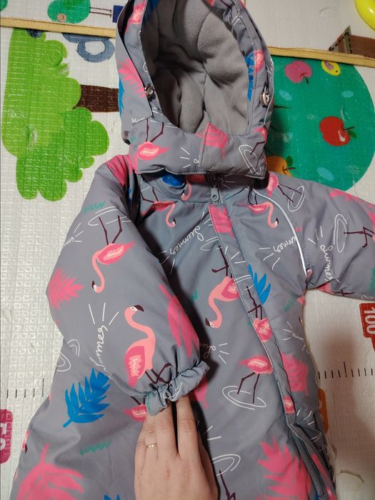 Продам зимний комбинезон 80р