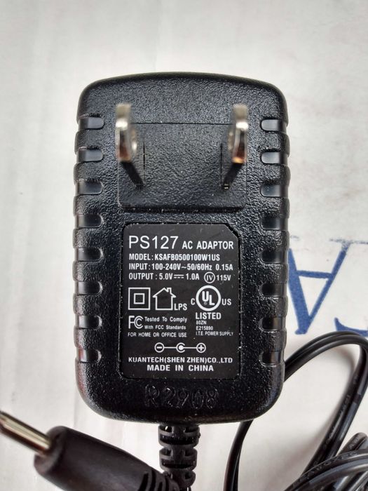 Boxe portabile pentru laptop