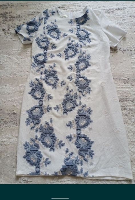 Женская одежда и обувь