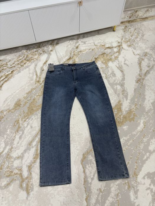 Новые мужские джинсы 38р zara