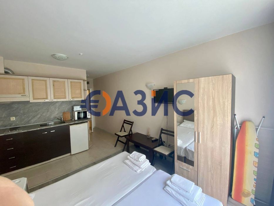 Продава се Едностаен апартамент в к.к. Слънчев бряг - 35 кв.м за 1400 €/кв.м - Снимка #2