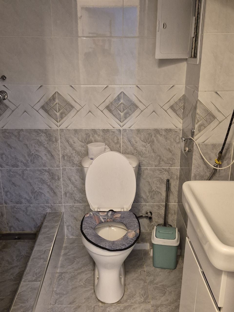Bektemir tuman Qoyliqda joylawkan 1hona arendaga yow oilaga