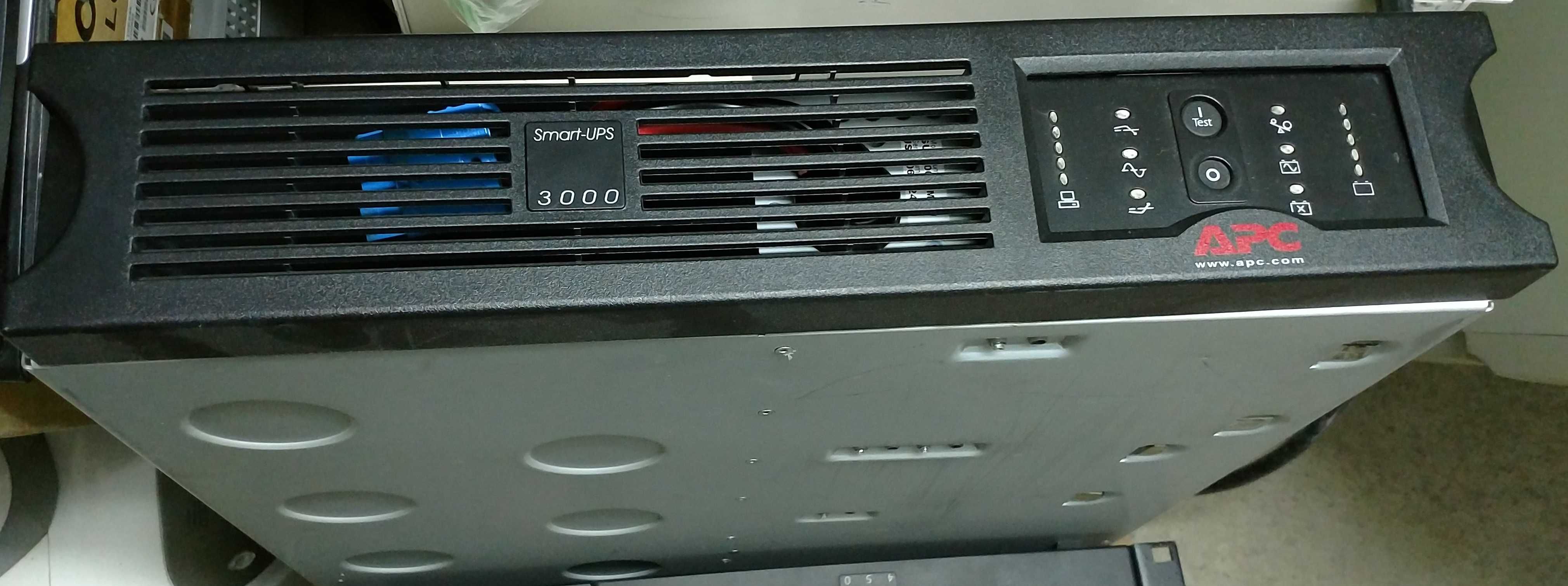UPS APC Smart 2200VA sau 3000VA (SUA, SMT) SINUS, AVR, cu/fara bat noi