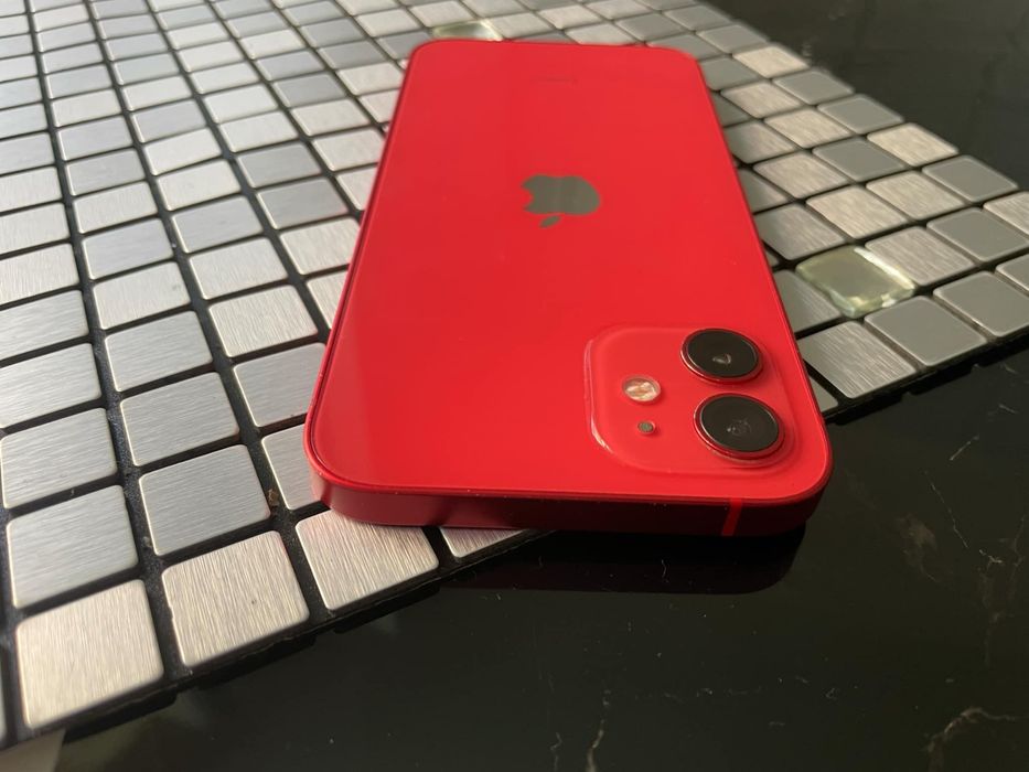 Vand Iphone 12 Red / Rosu