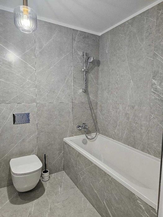 Inchiriez apartament cu 2 camere in ansamblul One Lake Club -Floreasca