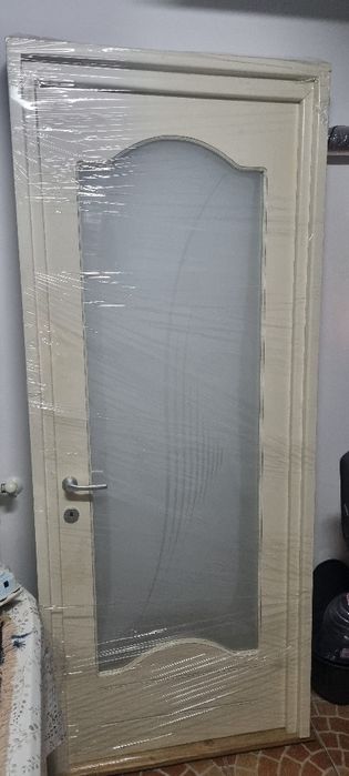 Ușă din frasin culoare ivory