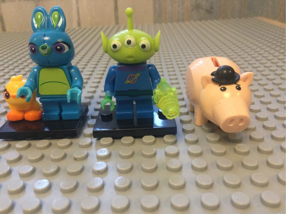 Продам минифигурки LEGO Toy Story 4
