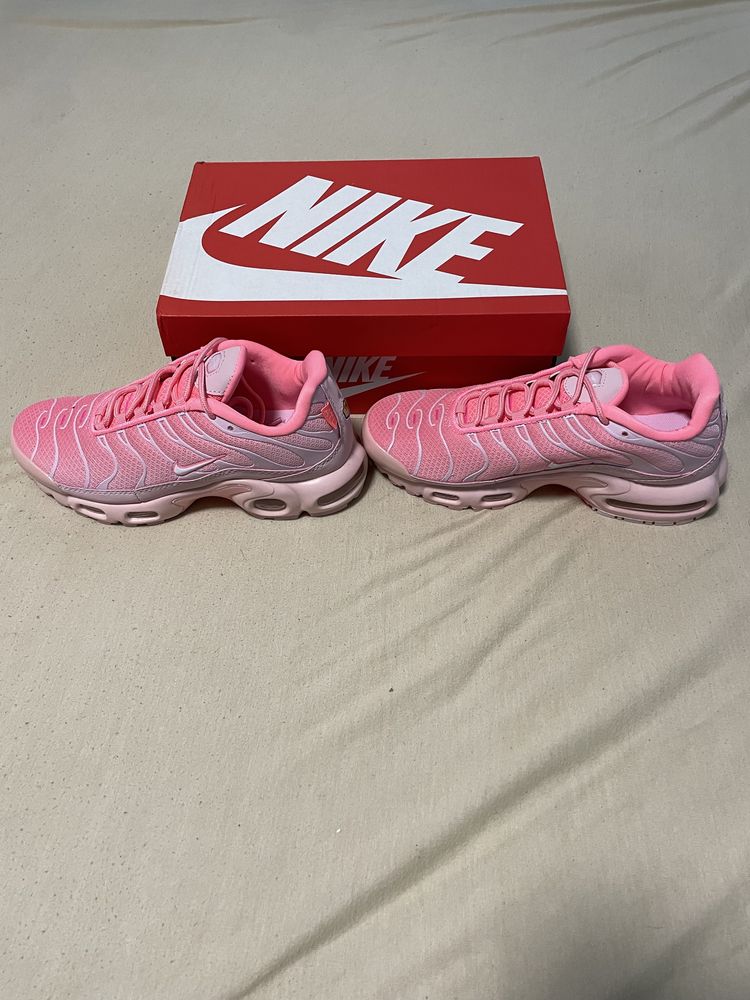 Nike Air Max Plus TN обувки